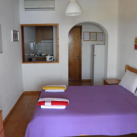 Apartment Fatiras Studios