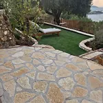 Fatiras شقة